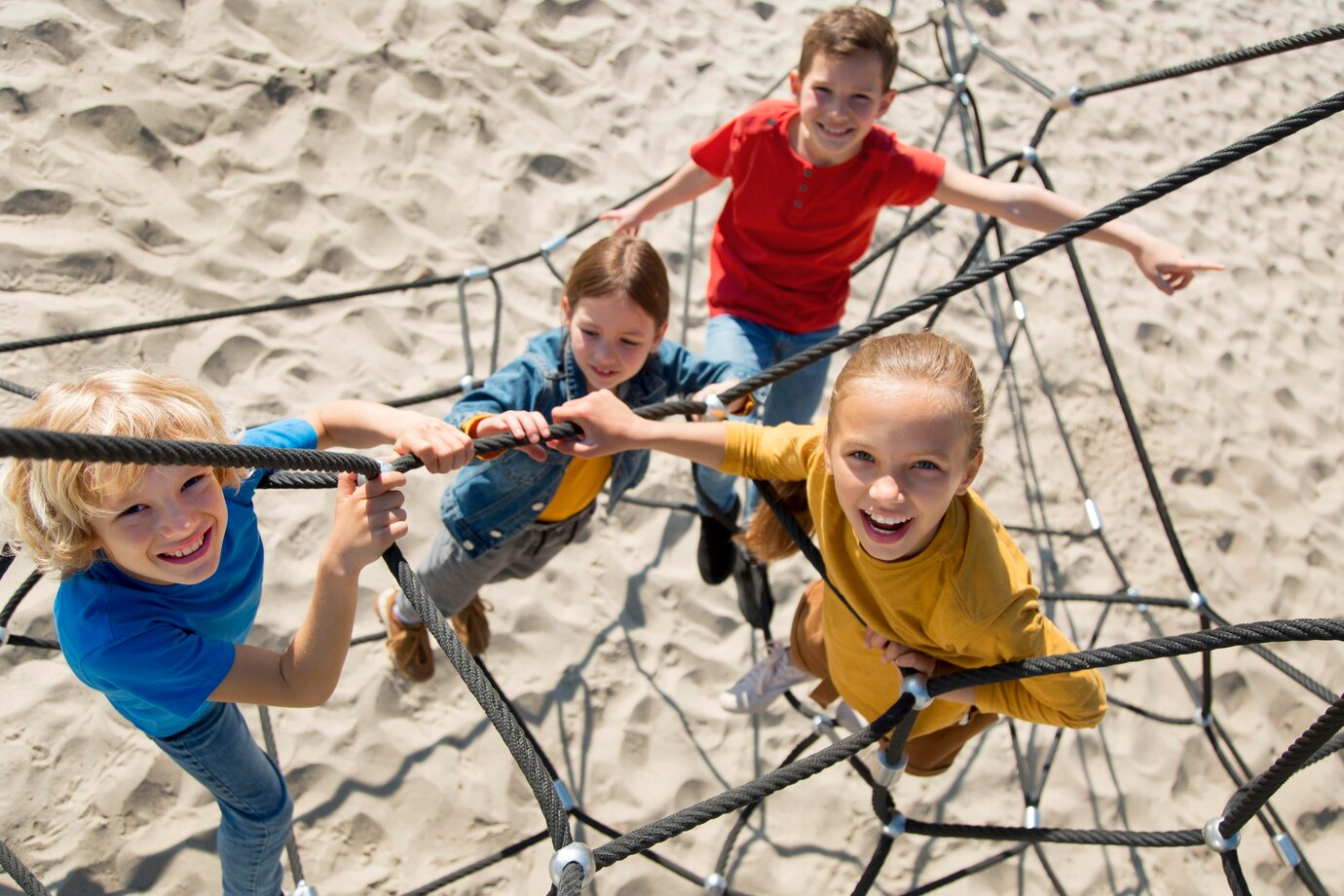 Attività Estive per Bambini: Idee e Consigli per un’Estate Indimenticabile